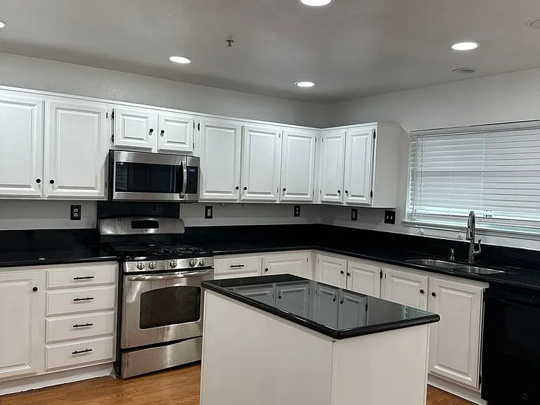 1825 Nixon Ave — Photo 23