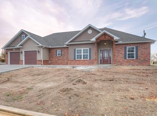 1902 Cypress Cir, Joplin, MO 64801