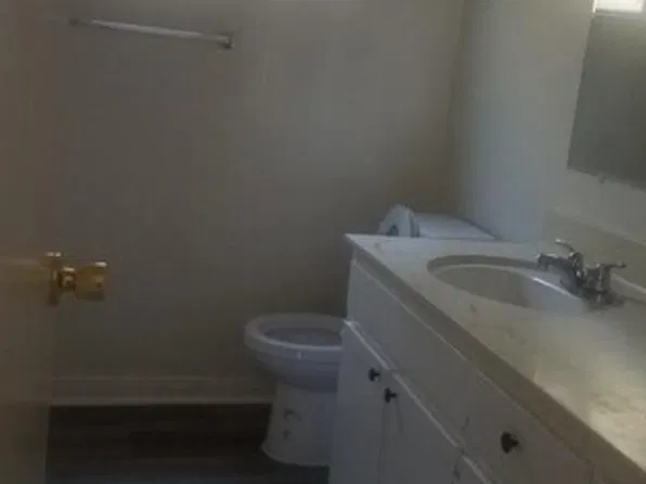 522 E Avenue Q5 APT 11, Palmdale, CA 93550