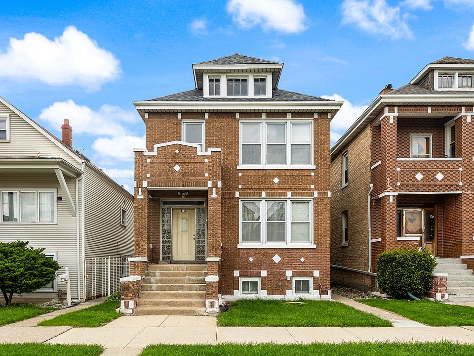 1st image of 4749 S Keeler Ave #2