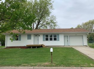 708 N Cedar St, Creston, IA 50801