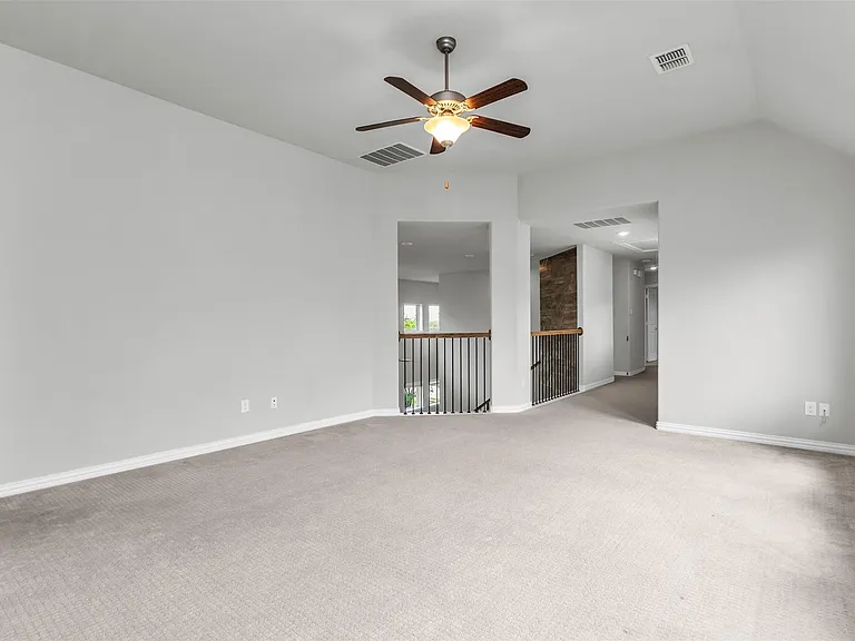 6333 Hall Rd #1 — Photo 15
