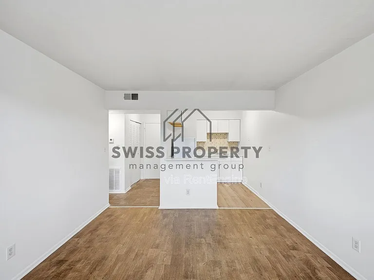 544 Riverview Dr #C3 — Photo 5
