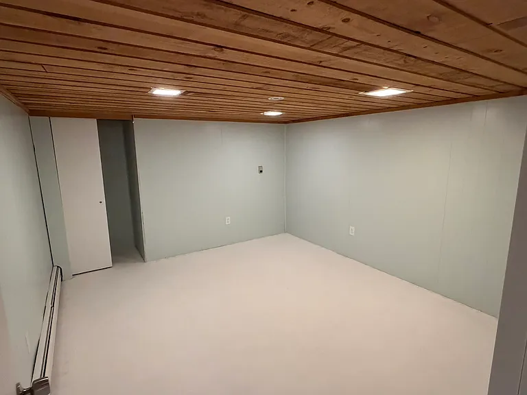 219 Sun Valley Dr — Photo 32