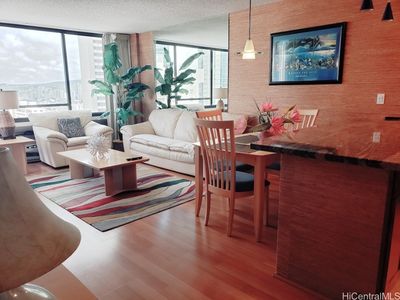 430 Lewers St #2605, Honolulu, HI, 96815