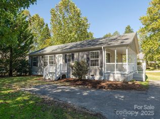 97 Hoopers Creek Rd, Fletcher, NC 28732