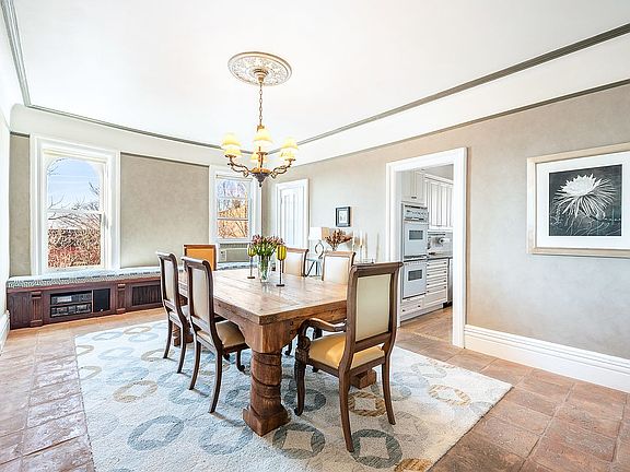4th image of 31 Fiske Pl Unit 4L