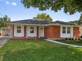 1751 Pressburg St, New Orleans, LA 70122