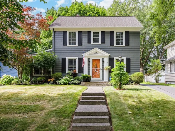 93 Monroe Pkwy, Rochester, NY 14618