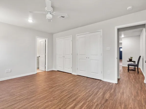 6246 Roby Dr, Arlington, TX 76001