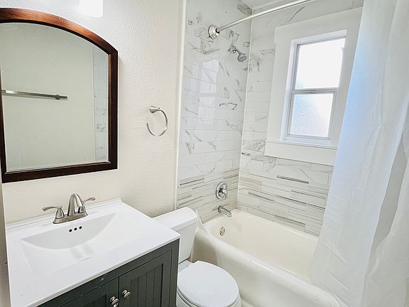 4th image of 360 13th Ave NE #53b842cad