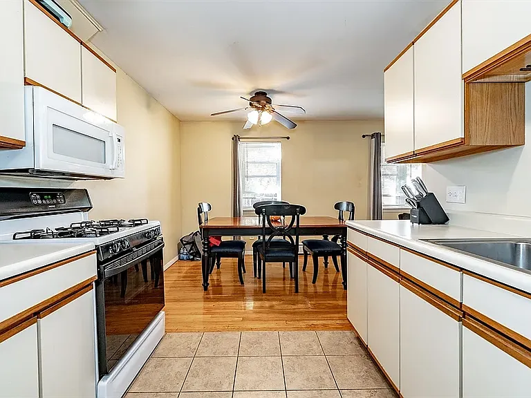 245 Regency Park Dr #245 — Photo 10