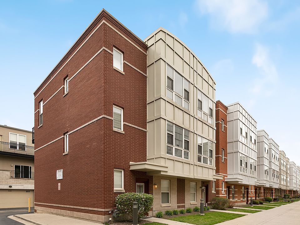 1st image of 3244 N Kilbourn Ave Unit 16