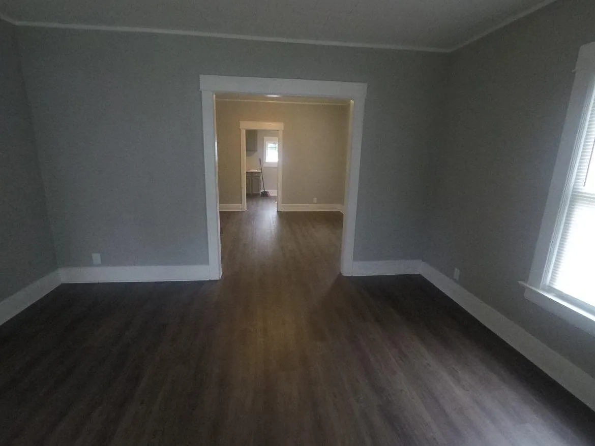 4 bed, 1064 sqft, $1,600 — Photo 3