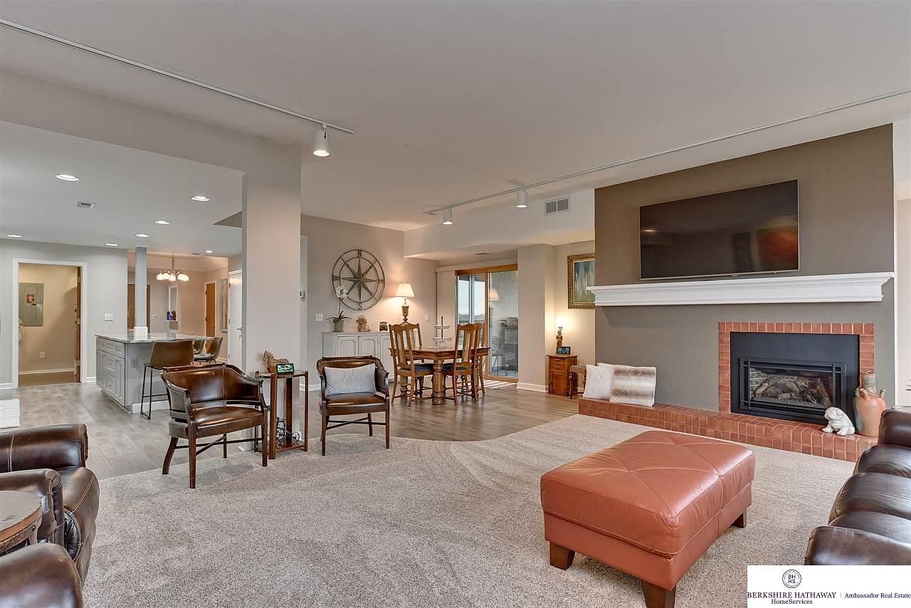 770 N 93rd St APT 3A1, Omaha, NE 68114 Zillow