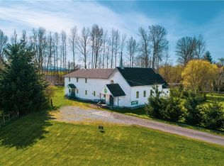 5879 Bow St, Bow, WA 98232