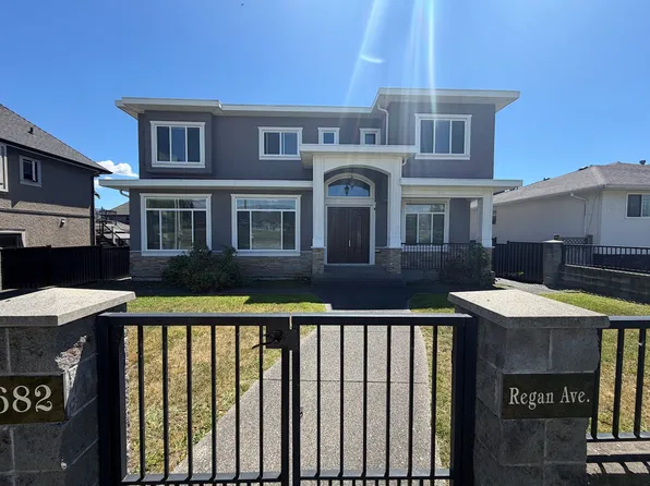 1682 Regan Ave, Coquitlam, BC V3J 3B8