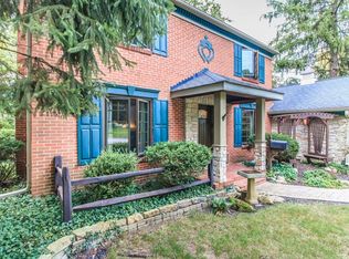 3313 Lenox Dr, Dayton, OH 45429