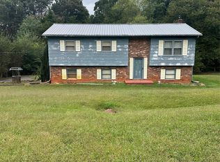 5079 Archdale Dr, Conover, NC 28613