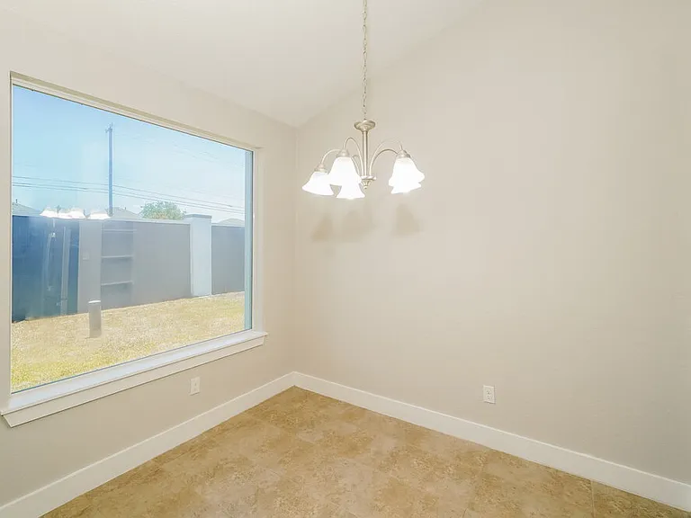 3906 Bogie Way — Photo 8