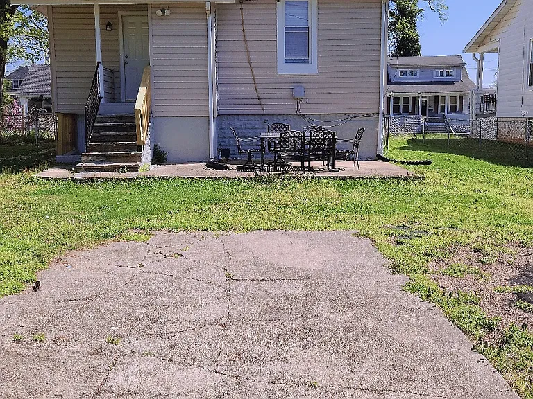 3018 Oak Hill Ave — Photo 18