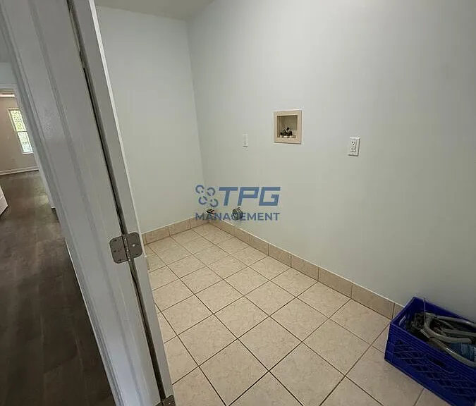 245 N 19th St #2 — Photo 11