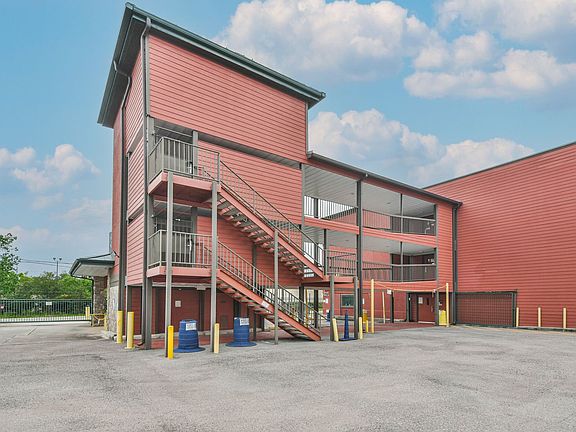 3rd image of 1025 Swanson St #308
