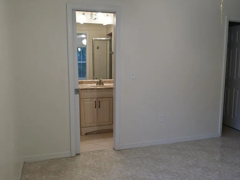 603 Powell St — Photo 21