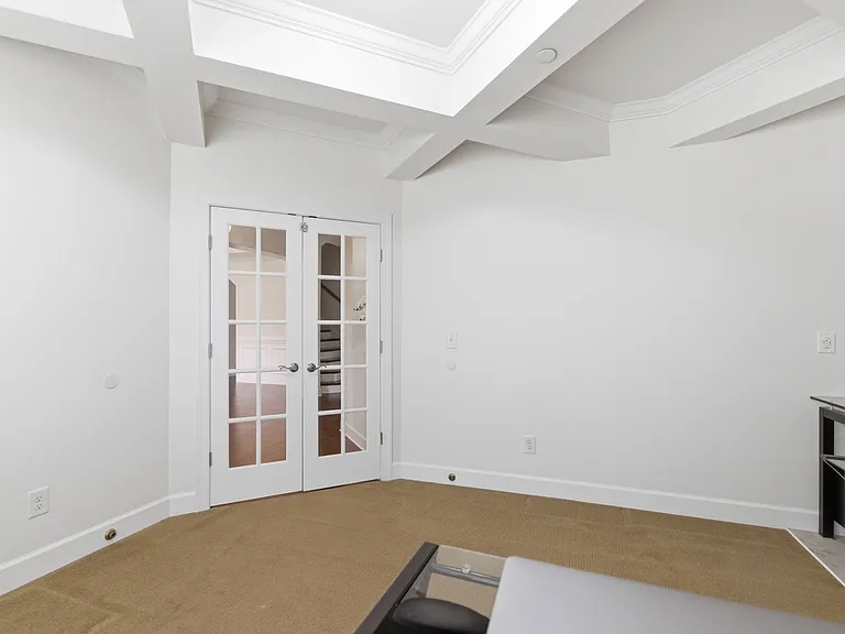101 Corbin Ct — Photo 10