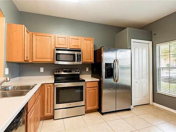 5th image of 3440 High Hampton Cir