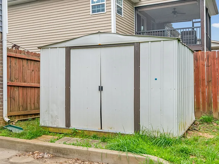 771 Banister Dr — Photo 38