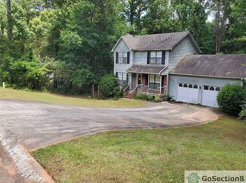 1st image of 672 River Bend Dr