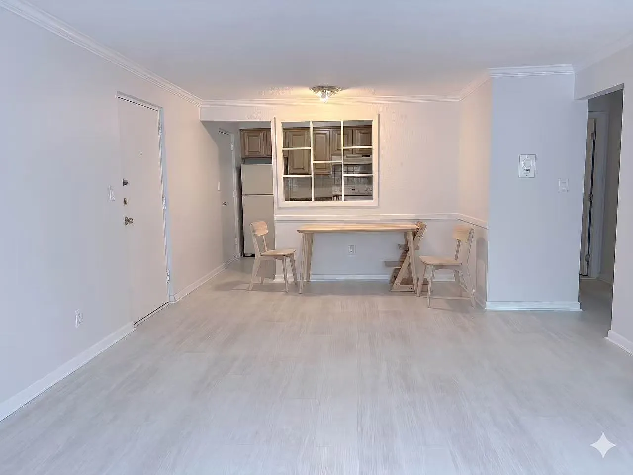 2 bed, 830 sqft, $2,300 — Photo 1