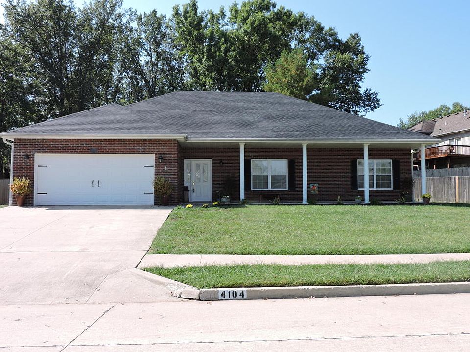 2nd image of 4104 Beach Pointe Dr