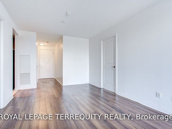 5th image of 2015 Sheppard Ave E #3105