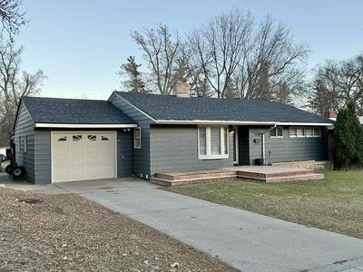1129 Minnesota Ave, Detroit Lakes, MN, 56501