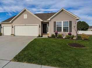 423 Crystal Trail Dr, Wentzville, MO 63385