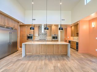 2705 Campbell Rd NW, Albuquerque, NM 87104