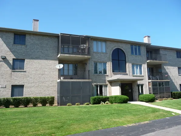 5030 Midlothian Tpke APT 105, Crestwood, IL 60418