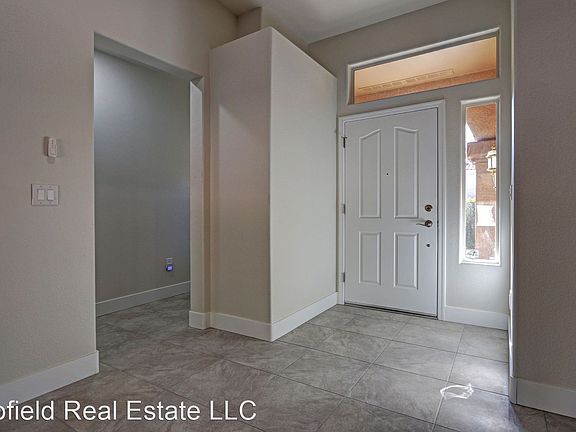 4th image of 10716 Cedar Creek Ave
