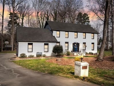 4207 Oakcliffe Rd, Greensboro, NC, 27406