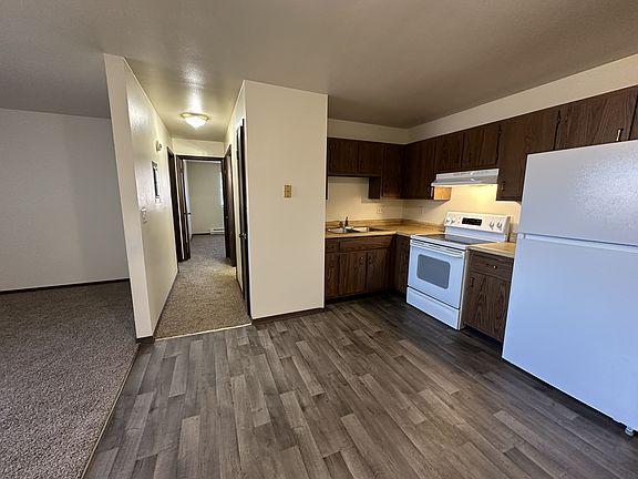 3rd image of 4340 Kennedy Dr #204