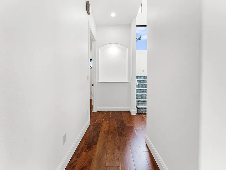 2633 Collingwood Dr — Photo 30