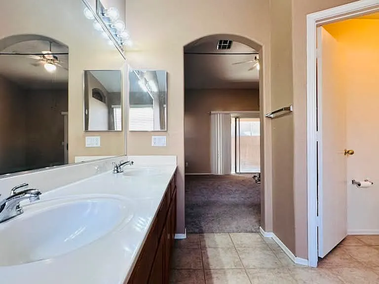 4826 W Ponderosa Ln — Photo 34