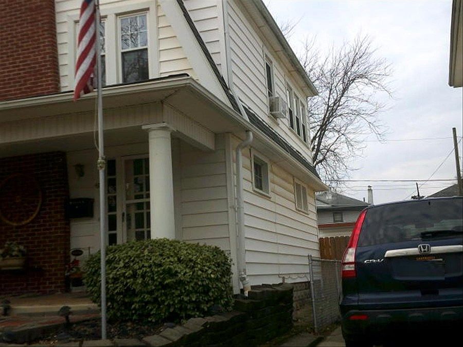 2nd image of 47 Binns Blvd