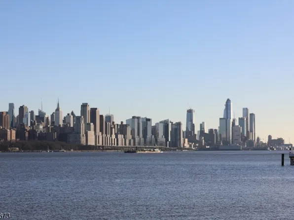 129 The Promenade, Edgewater Boro, NJ 07020