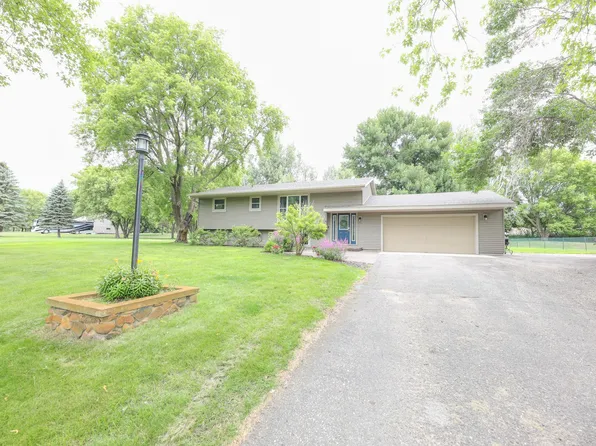 3611 Crestwood Dr NE, Alexandria, MN 56308