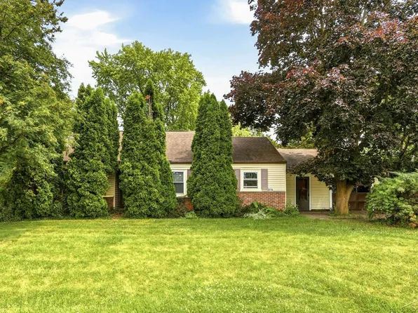 3978 N Michigan Ave, Saginaw, MI 48604