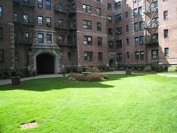 Top floor corner unit