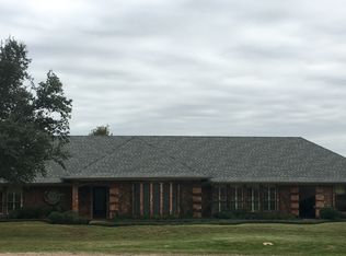 1109 Honeysuckle Dr, Keene, TX 76059